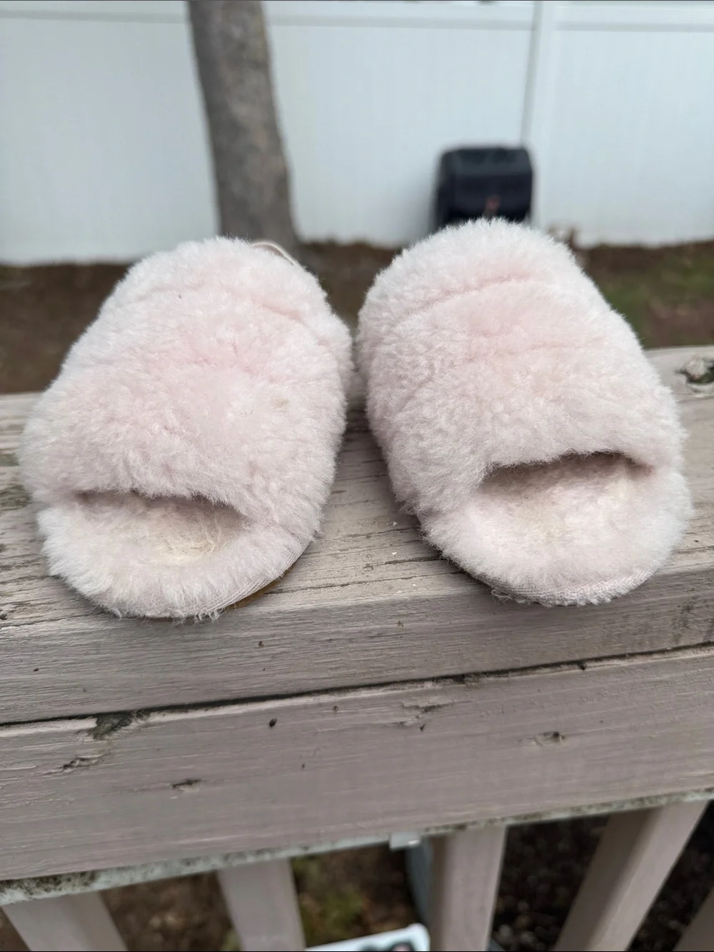 Toddler Ugg Slipper Size: 11